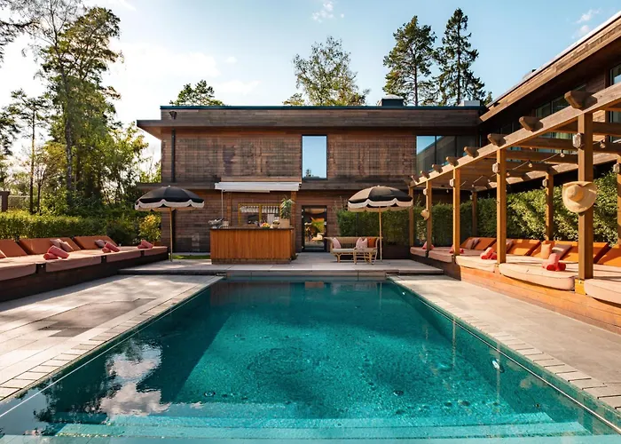 Ellery Beach House