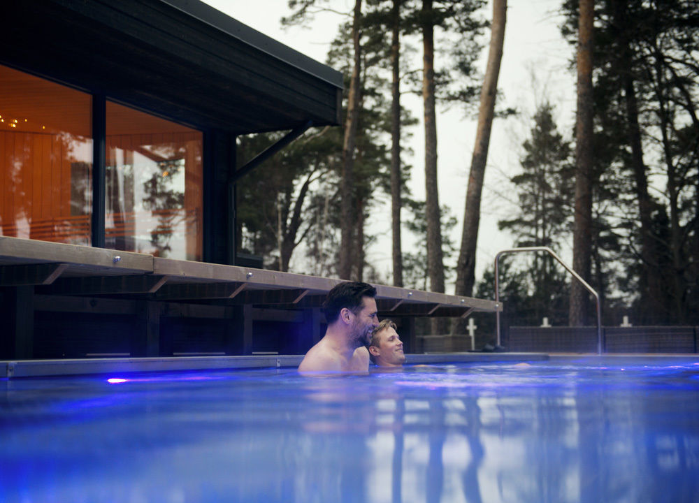 Ellery Beach House Hotel